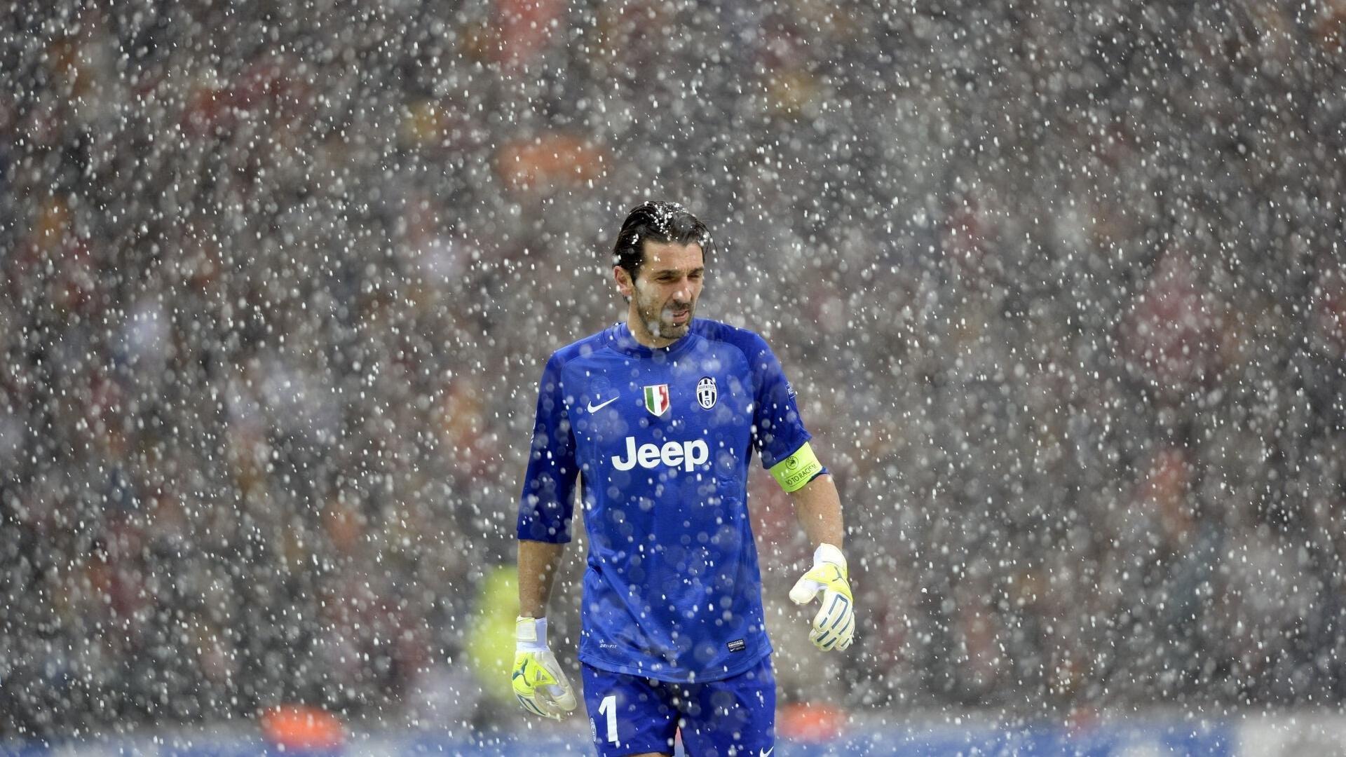 官方确认，利物浦中场泰勒·莫顿转会里昂，基础转会费1500万欧元，附带20%二次分成条款