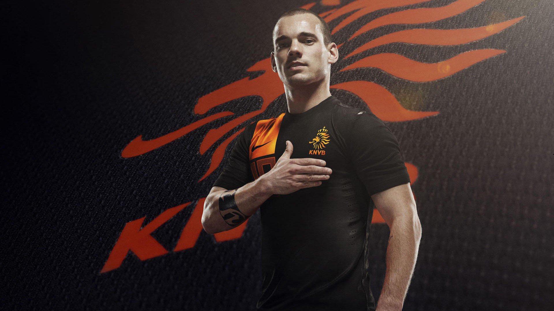 英超焦点战，萨拉赫两度妙传导演逆转，利物浦客场3比1力克狼队