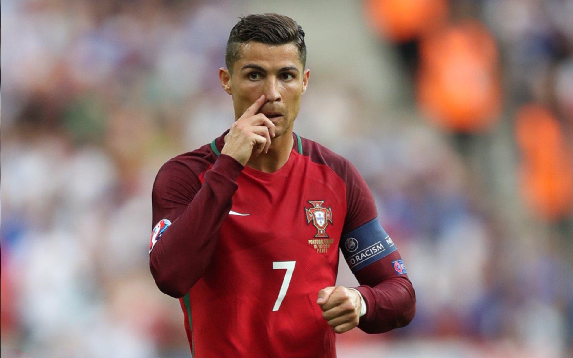 英超9月最佳球员候选名单揭晓，新星闪耀，竞争激烈